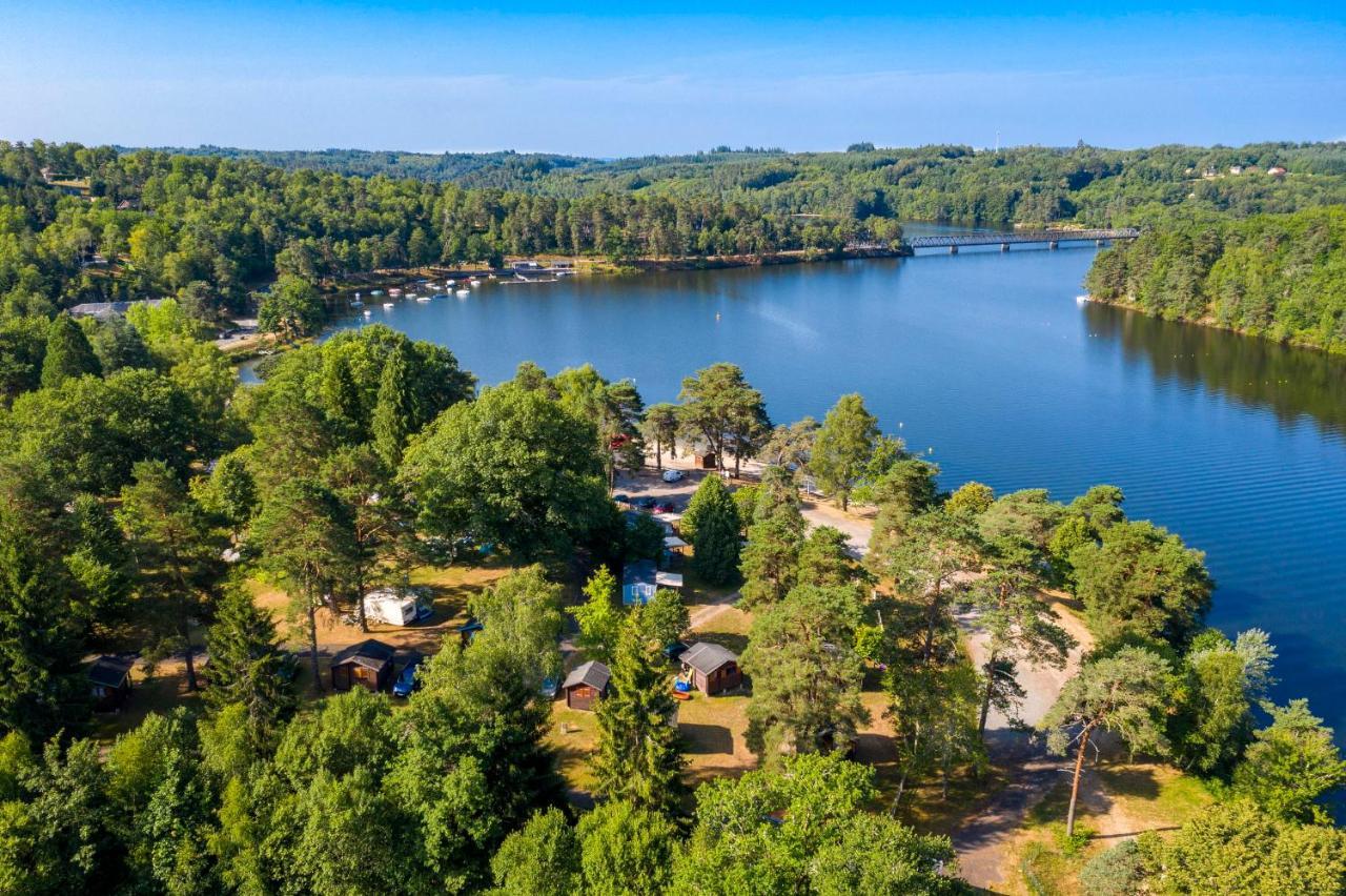 Camping Du Lac Hotel Marcillac-la-Croisille Eksteriør billede