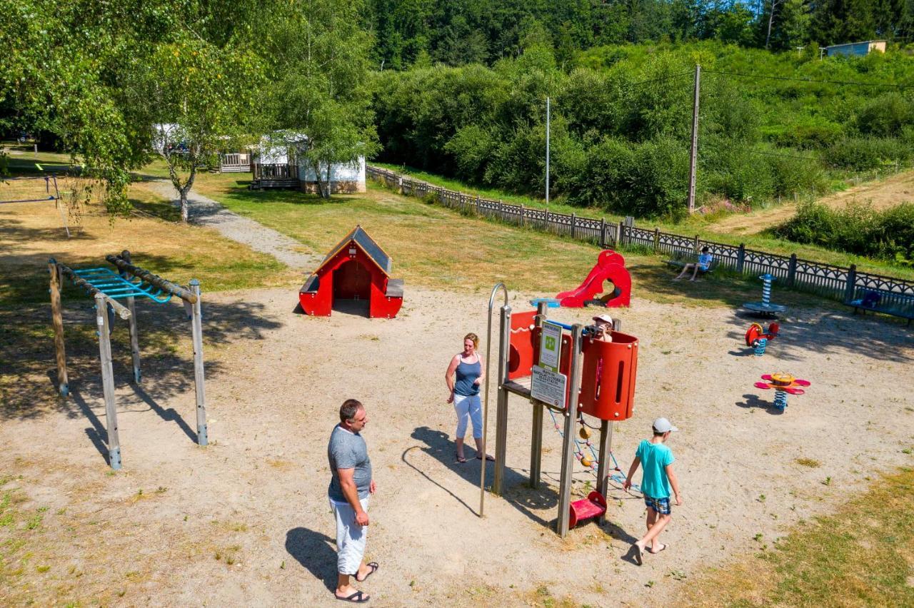 Camping Du Lac Hotel Marcillac-la-Croisille Eksteriør billede