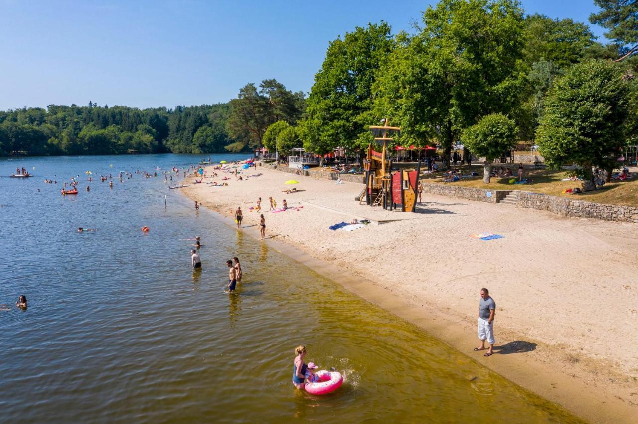 Camping Du Lac Hotel Marcillac-la-Croisille Eksteriør billede