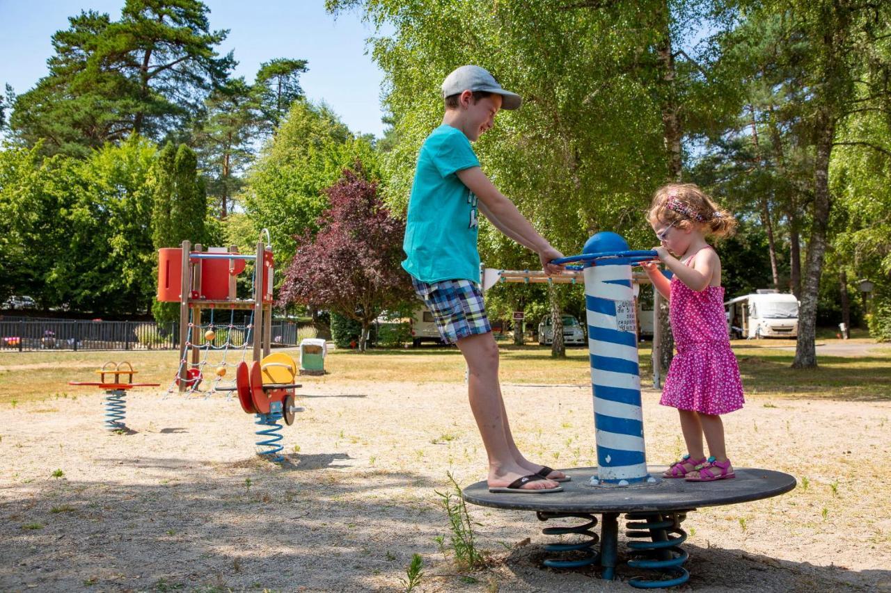 Camping Du Lac Hotel Marcillac-la-Croisille Eksteriør billede