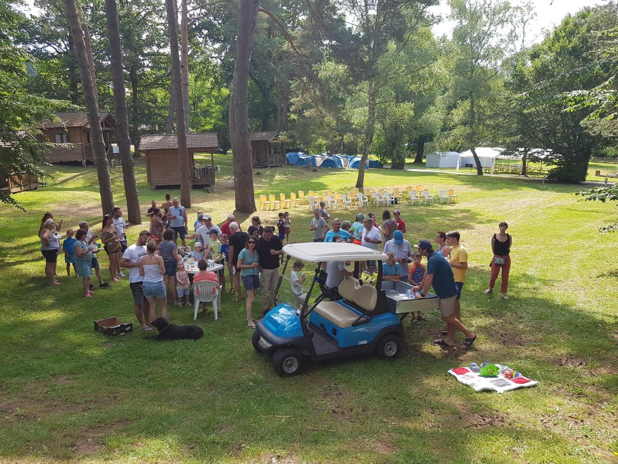 Camping Du Lac Hotel Marcillac-la-Croisille Eksteriør billede