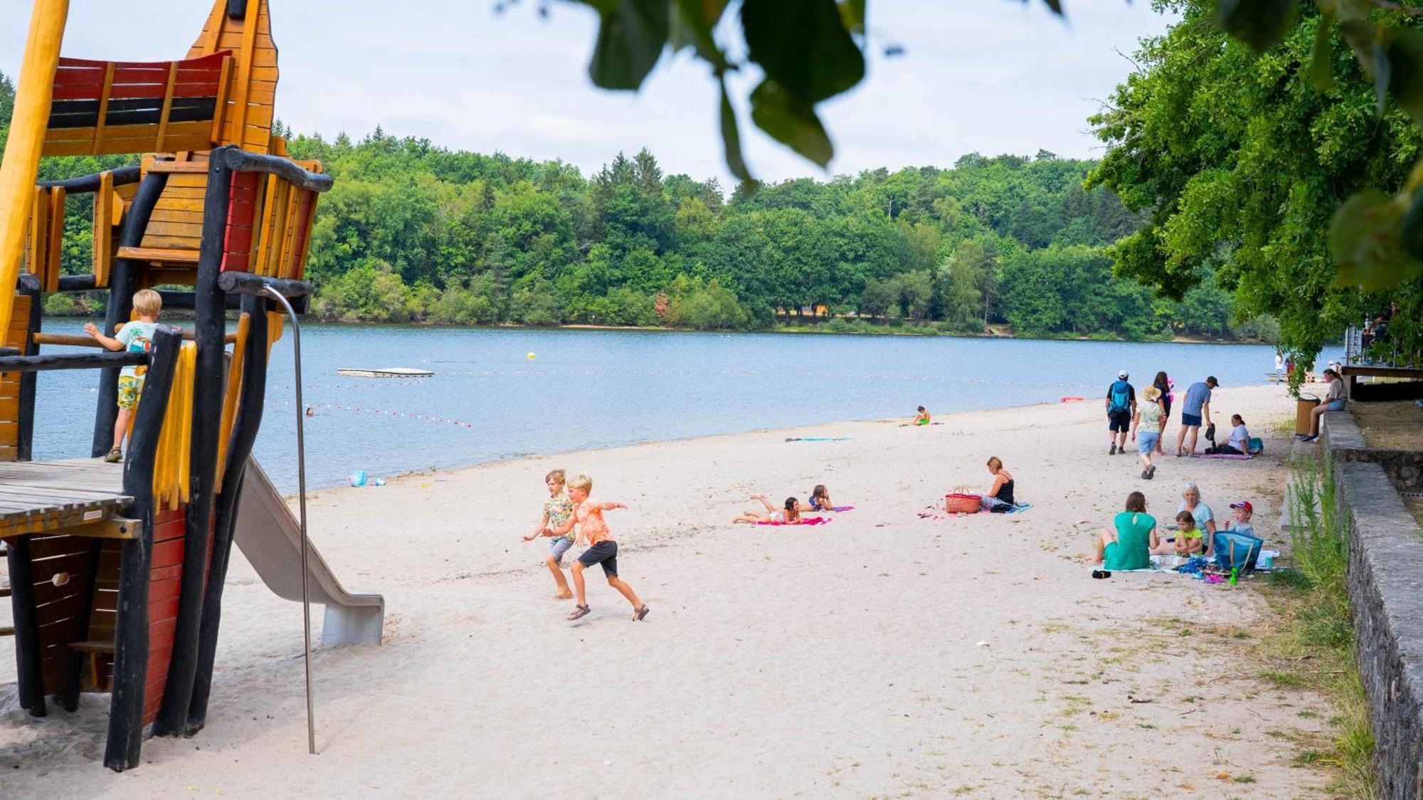 Camping Du Lac Hotel Marcillac-la-Croisille Eksteriør billede